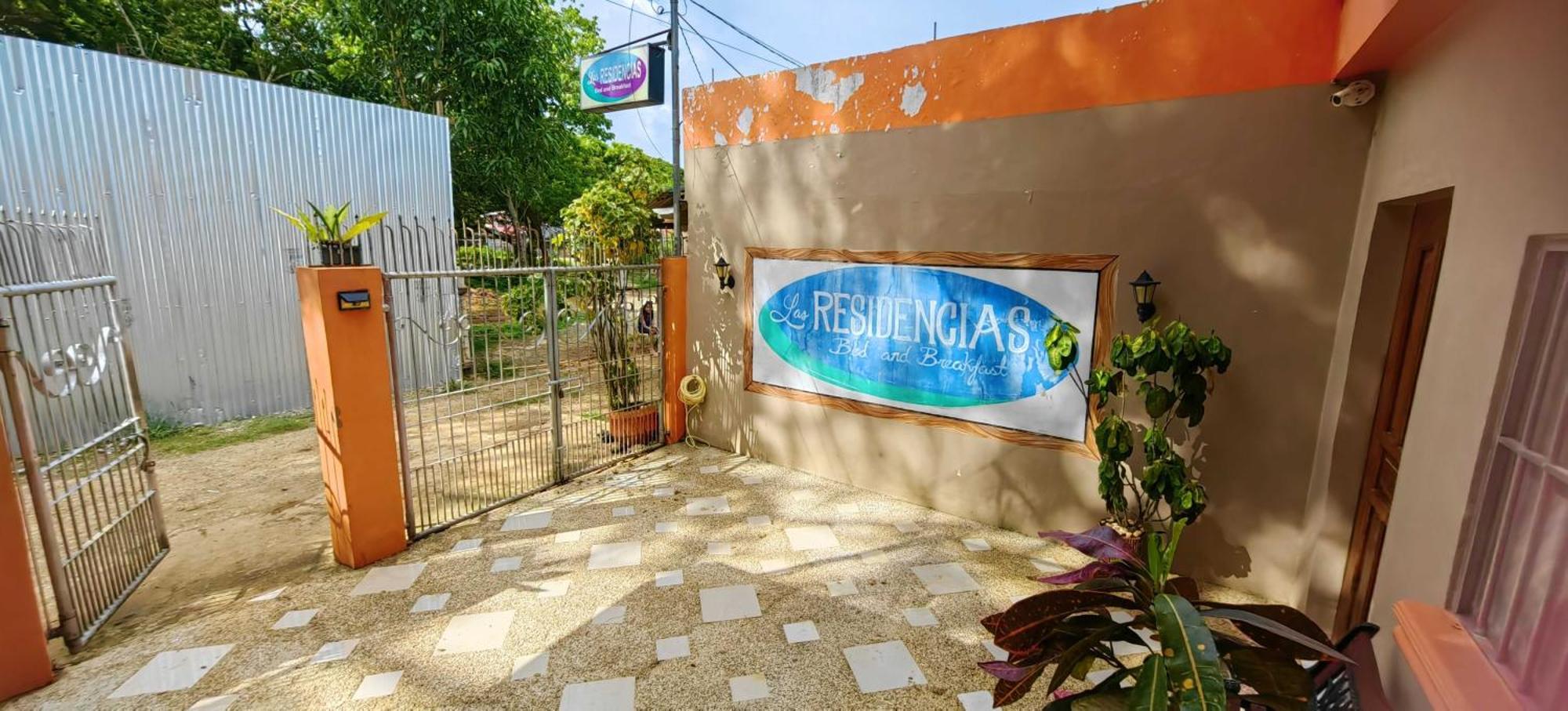 Las Residencias Bed And Breakfast Puerto Princesa Exterior foto
