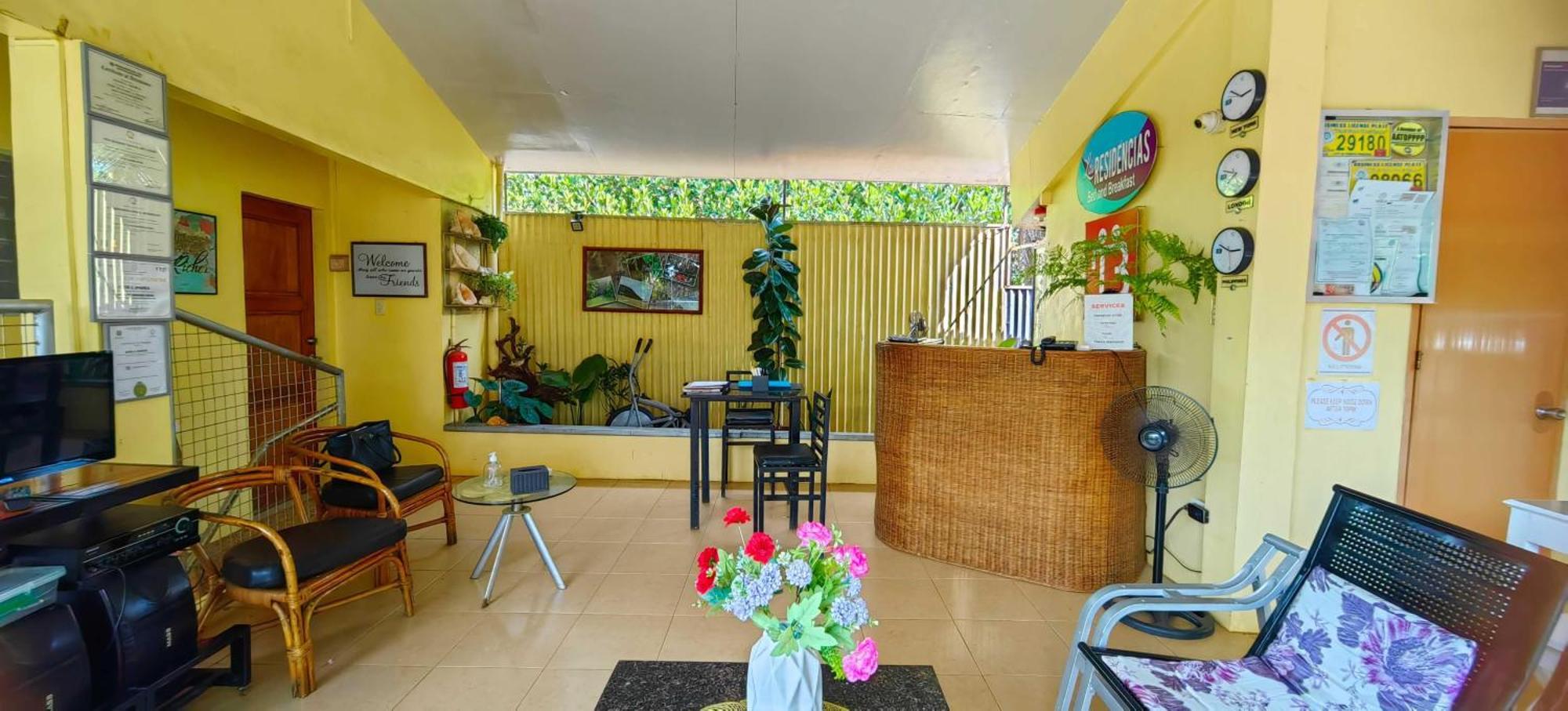 Las Residencias Bed And Breakfast Puerto Princesa Exterior foto